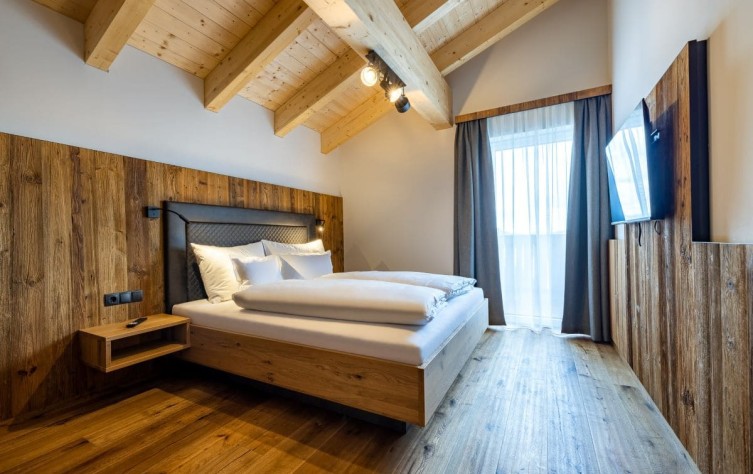 Schlafzimmer im Appartement im Gästehaus Mirzl in Rohrmoos/Schadming